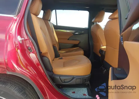 2021 Toyota Highlander Platinum z USA, uszkodzony, nr VIN 5TDFZRAH4MS077661